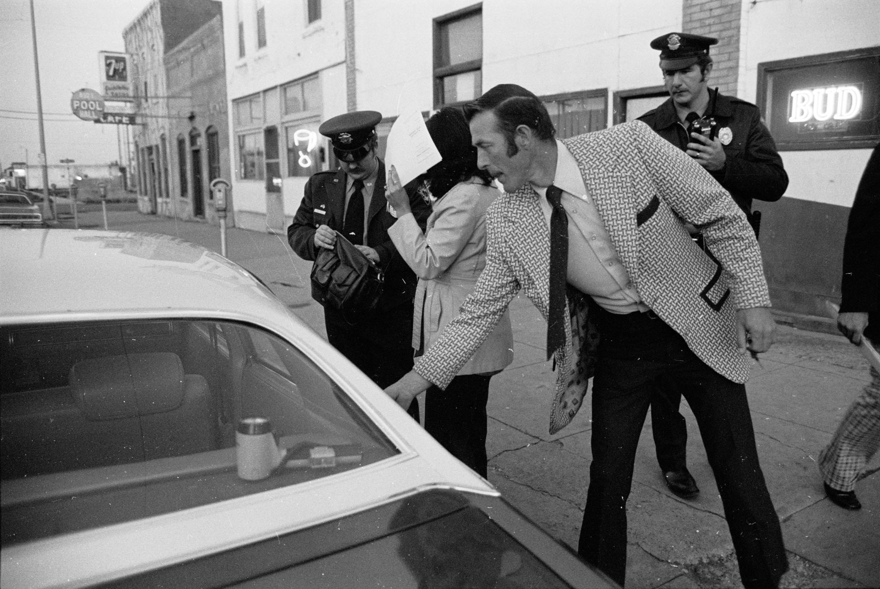 Prostitution raid at a downtown Billings bar, 1976